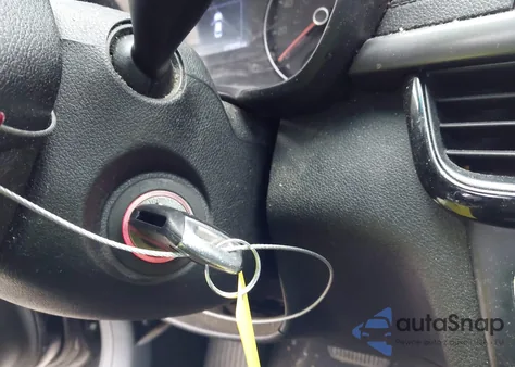 2018 Kia Optima S из США, поврежденный, VIN 5XXGT4L34JG201712